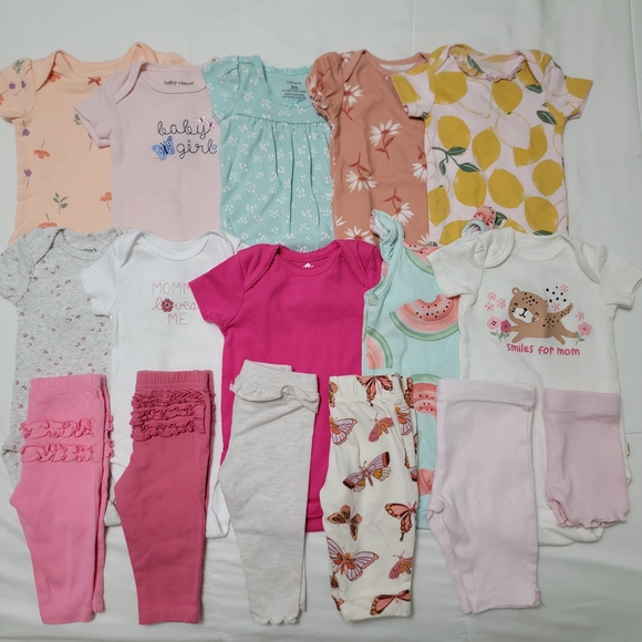 Baby Girl Clothing Lot - Bodysuits and Bottoms - Picture 1 of 8